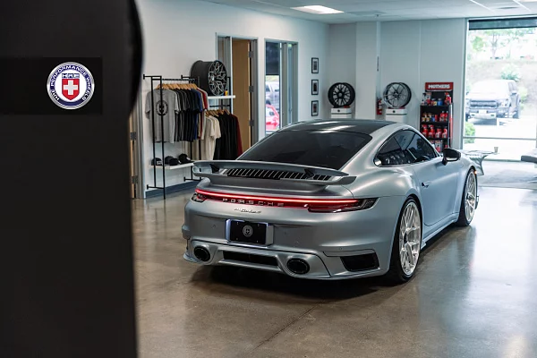 Фото дисков HRE R101 Lightweight Глянцевый лак на Porsche 911 VIII