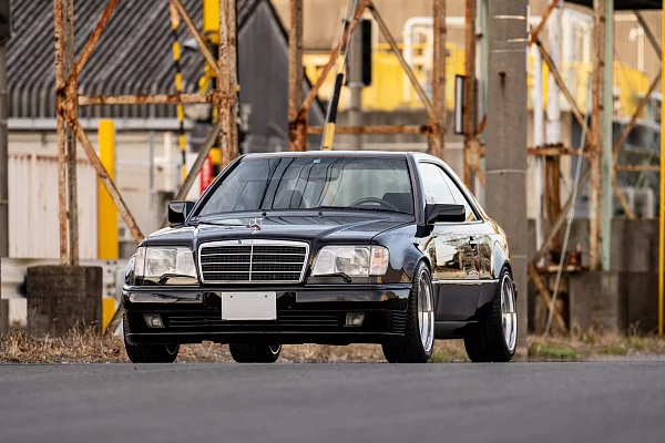 Фото дисков HRE 544 Глянцевый лак на Mercedes-Benz E-Class (W124)