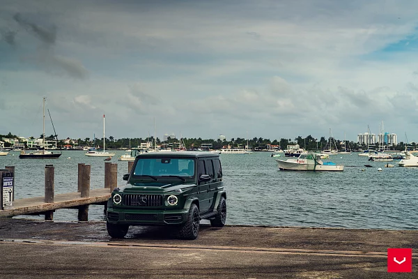 Фото дисков Vossen HFX-1 (5-Lug) Черный глянец на Mercedes-Benz G-Class III