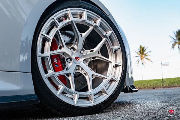 Фото дисков Vossen LC3-01 Глянцевый лак на BMW 2/M2 (G42/G87)