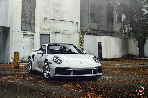 Фото дисков Vossen EVO-1R Глянцевый лак на Porsche 911 VIII