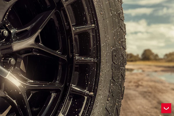 Фото дисков Vossen HFX-1 (6-Lug) Черный глянец на Ford F-150 XIV