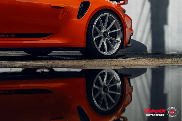 Фото дисков Vossen RS92 Глянцевый лак на Porsche 911 VIII