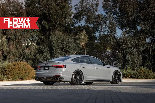 Фото дисков HRE FF11 Черный сатин на Audi A/S/RS 5 (F5)