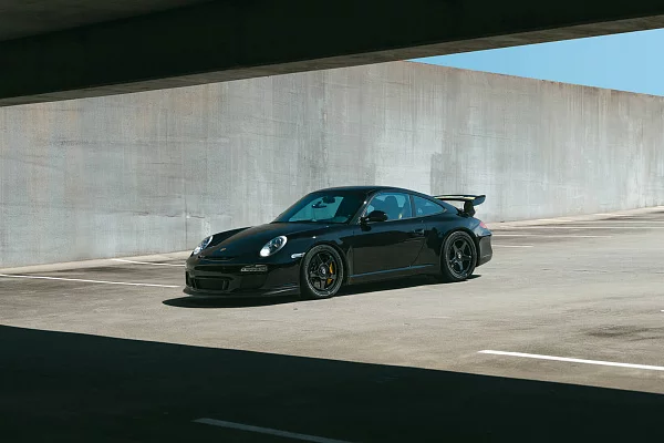 Фото дисков HRE 305 GTS Черный глянец на Porsche 911 VI