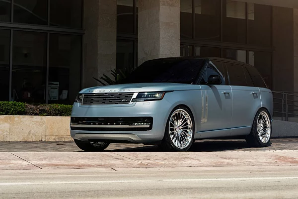 Фото дисков HRE S209H Полированный лак на Range Rover V