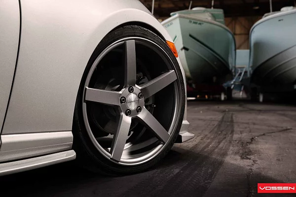 Фото дисков Vossen CV3 Сатиновый графит на Subaru BRZ I