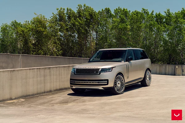 Фото дисков Vossen HF-8 Глянцевый лак на Range Rover V