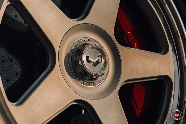 Фото дисков Vossen GEN-01 (3-Piece) Сатиновый лак на Ferrari 12Cilindri