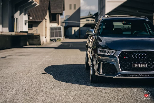 Фото дисков Vossen CG-202 Глянцевый лак на Audi Q3 (8U)