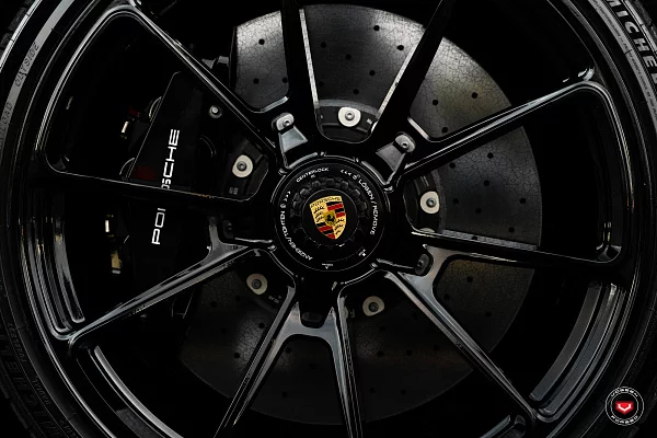 Фото дисков Vossen RS92 Черный глянец на Porsche 911 VIII