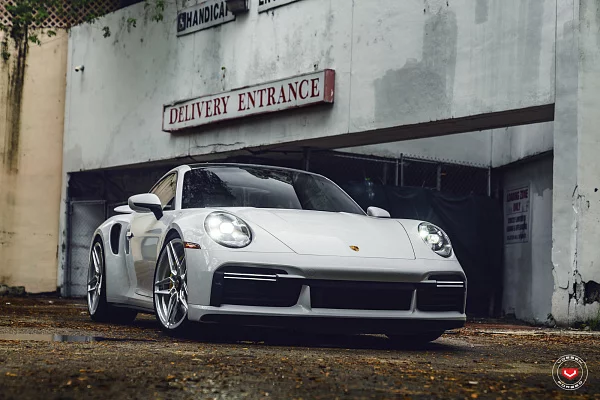 Фото дисков Vossen EVO-1R Глянцевый лак на Porsche 911 VIII