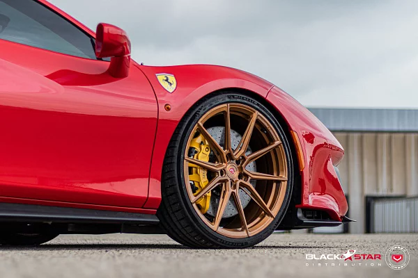 Фото дисков Vossen EVO-2R Глянцевая темная медь на Ferrari 488