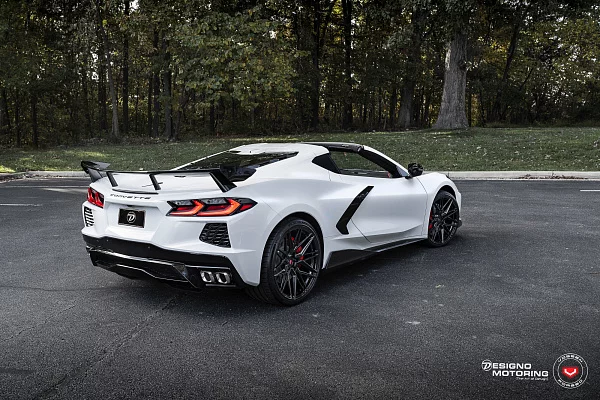 Фото дисков Vossen EVO-5 Черный глянец на Chevrolet Corvette C8