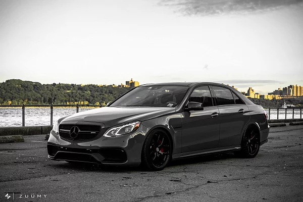 Фото дисков HRE R101 Черный глянец на Mercedes-Benz E-Class (W212, S212, C207)
