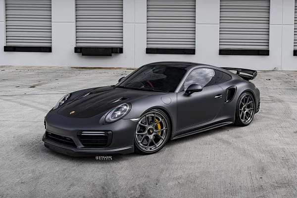 Фото дисков Strasse Wheels SM5R Deep Concave FS Сатиновый тонированный лак на Porsche 911 VII