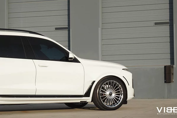 Фото дисков Vossen HF-8 Глянцевый лак на BMW X7 (G07)