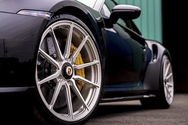 Фото дисков Vossen M-X2 Глянцевый лак на Porsche 911 VIII