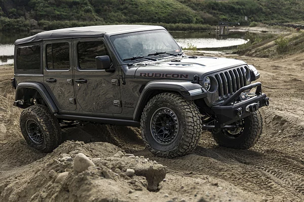 Фото дисков Black Rhino ALPHA Черный сатин на Jeep Wrangler IV (JL)