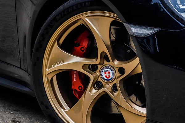 Фото дисков HRE 522M Глянцевое золото на Porsche 911 VII