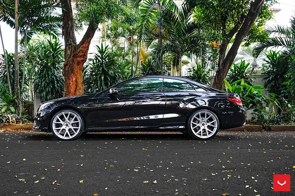 Фото дисков Vossen VFS-6 Серебро на Mercedes-Benz E-Class (W212, S212, C207)