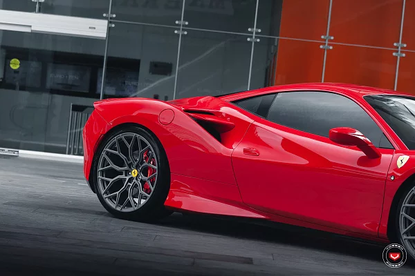 Фото дисков Vossen S17-01 Матовый графит на Ferrari F8