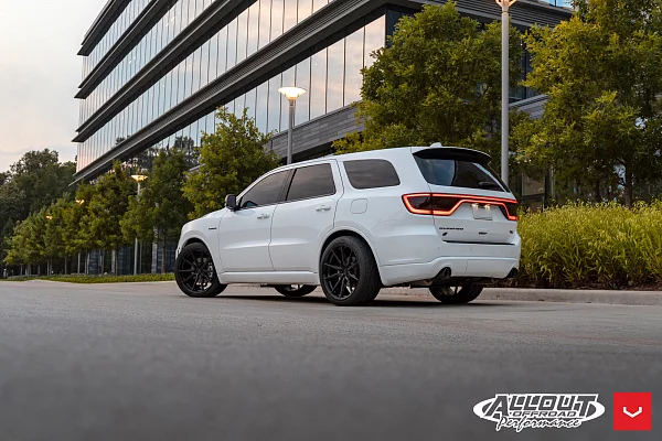 Фото дисков Vossen HF-3 Черный сатин на Dodge Durango III