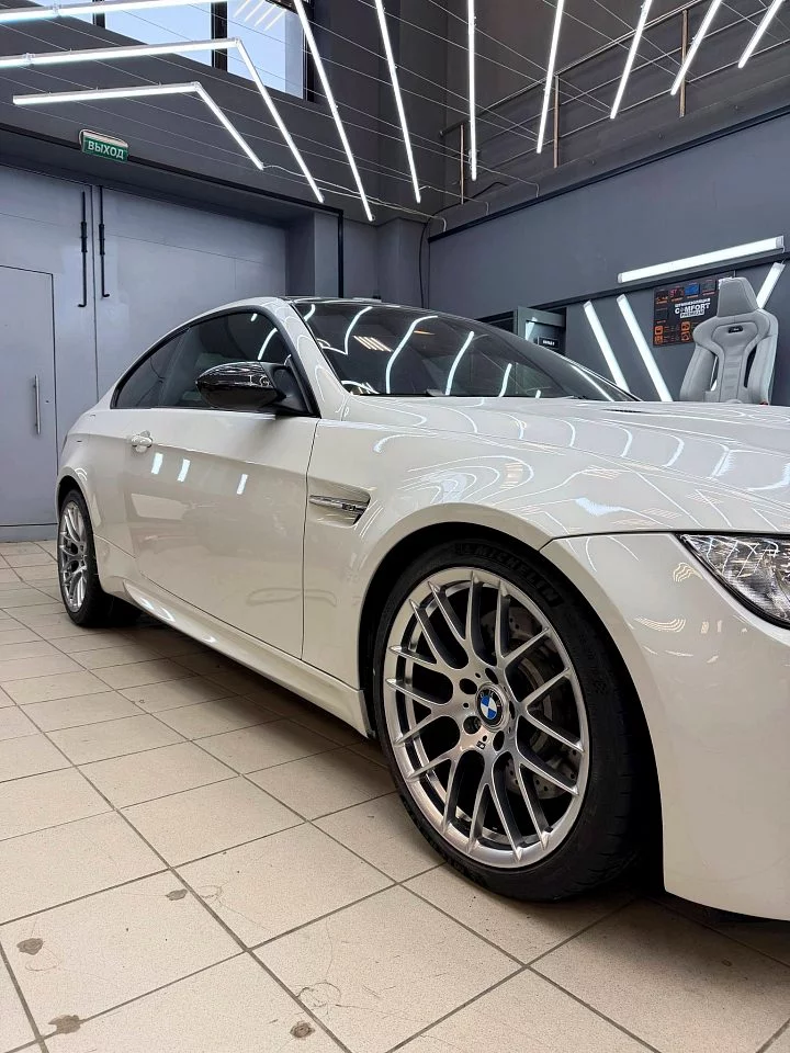 19" диски в дизайне BMW 359M и окрасе Hyper Silver