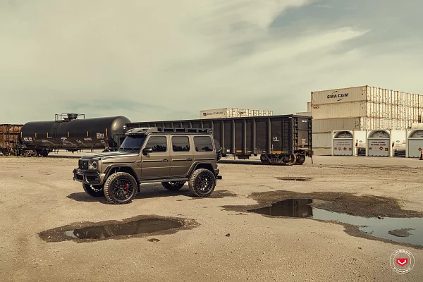 Фото дисков Vossen LC3-01 Черный глянец на Mercedes-Benz G-Class III