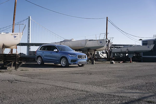 Фото дисков Rotiform DTM Серебро на Volvo XC90 II