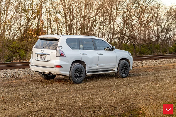 Фото дисков Vossen HFX-1 (6-Lug) Черный глянец на Lexus GX II