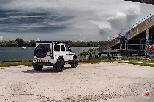 Фото дисков Vossen GNX-02 Черный глянец на Mercedes-Benz G-Class III