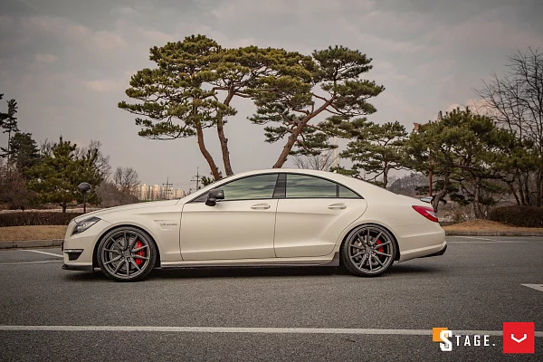 Фото дисков Vossen HF-3 Сатиновый графит на Mercedes-Benz CLS (C218)