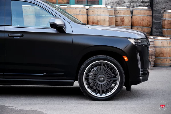 Фото дисков Vossen S17-14 (3-Piece) Сатиновый темный лак на Cadillac Escalade V