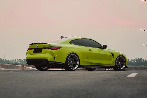 BMW G82 M4
