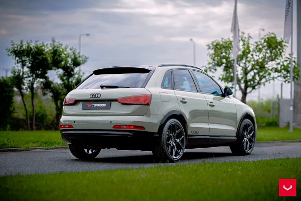 Фото дисков Vossen HF-5 Черный глянец на Audi Q3 (8U)