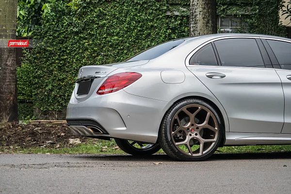 Фото дисков Vossen CG-205 Глянцевая бронза на Mercedes-Benz C-Class (W205)