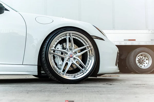 Фото дисков HRE S107SC Глянцевый лак на Porsche 911 VIII