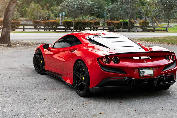 Фото дисков HRE S107SC Черный сатин на Ferrari F8