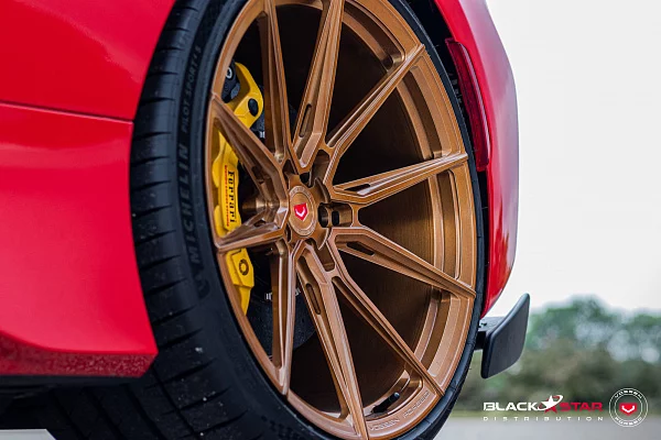 Фото дисков Vossen EVO-2R Глянцевая темная медь на Ferrari 488