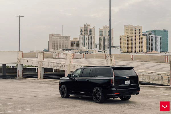 Фото дисков Vossen HFX-1 (6-Lug) Черный глянец на Cadillac Escalade V