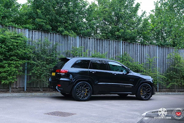 Фото дисков Vossen S17-01 Глянцевый темный лак на Jeep Grand Cherokee IV