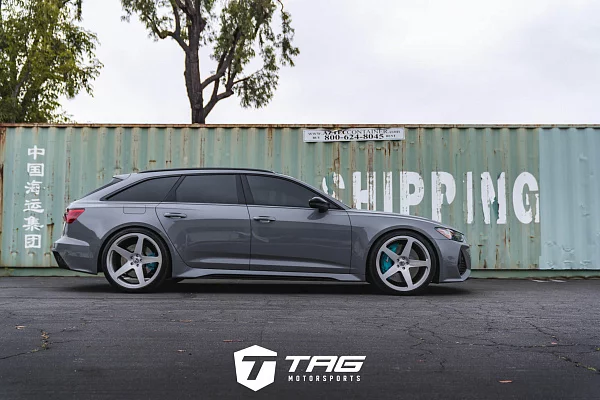 Фото дисков HRE 305M Глянцевый лак на Audi A/RS 6 (C8)