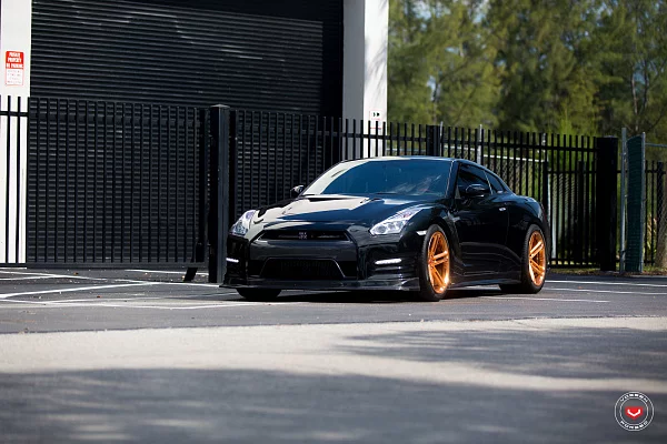 Фото дисков Vossen CG-202 Глянцевая медь на Nissan GT-R