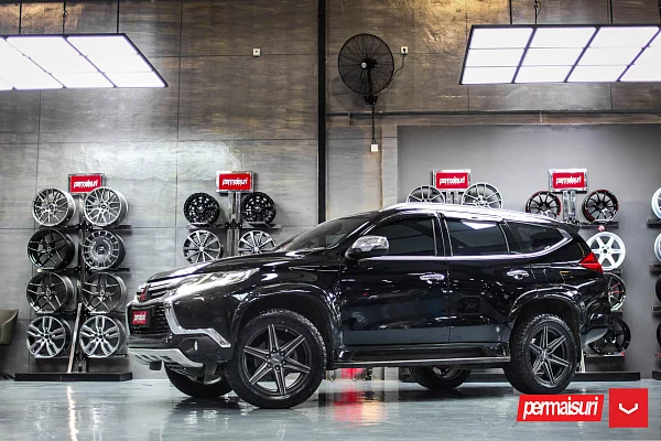 Фото дисков Vossen HF6-2 Алмазная проточка на Mitsubishi Pajero Sport III