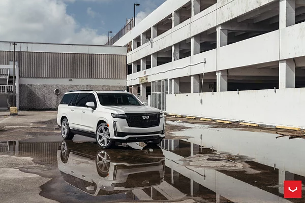 Фото дисков Vossen HF6-2 Серебро на Cadillac Escalade V