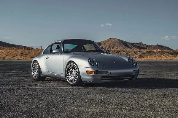 Фото дисков HRE 501M Глянцевый лак на Porsche 911 IV