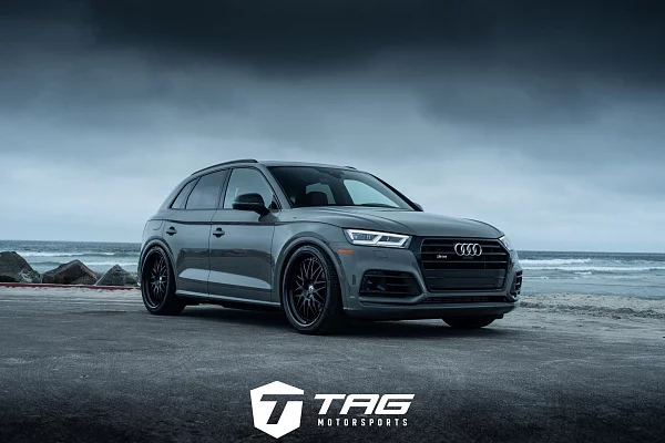 Фото дисков HRE 540C Черный сатин на Audi Q5 (FY)