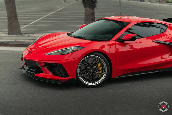 Фото дисков Vossen EVO-1 (3-Piece) Глянцевый графит на Chevrolet Corvette C8