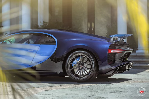 Фото дисков Vossen M-X2 Глянцевый графит на Bugatti Chiron